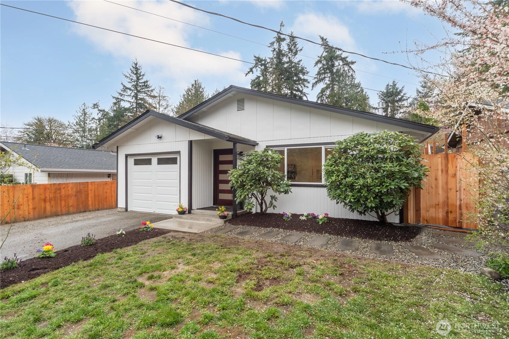 6485 NE Bell Str Unit  Suquamish WA 98392
