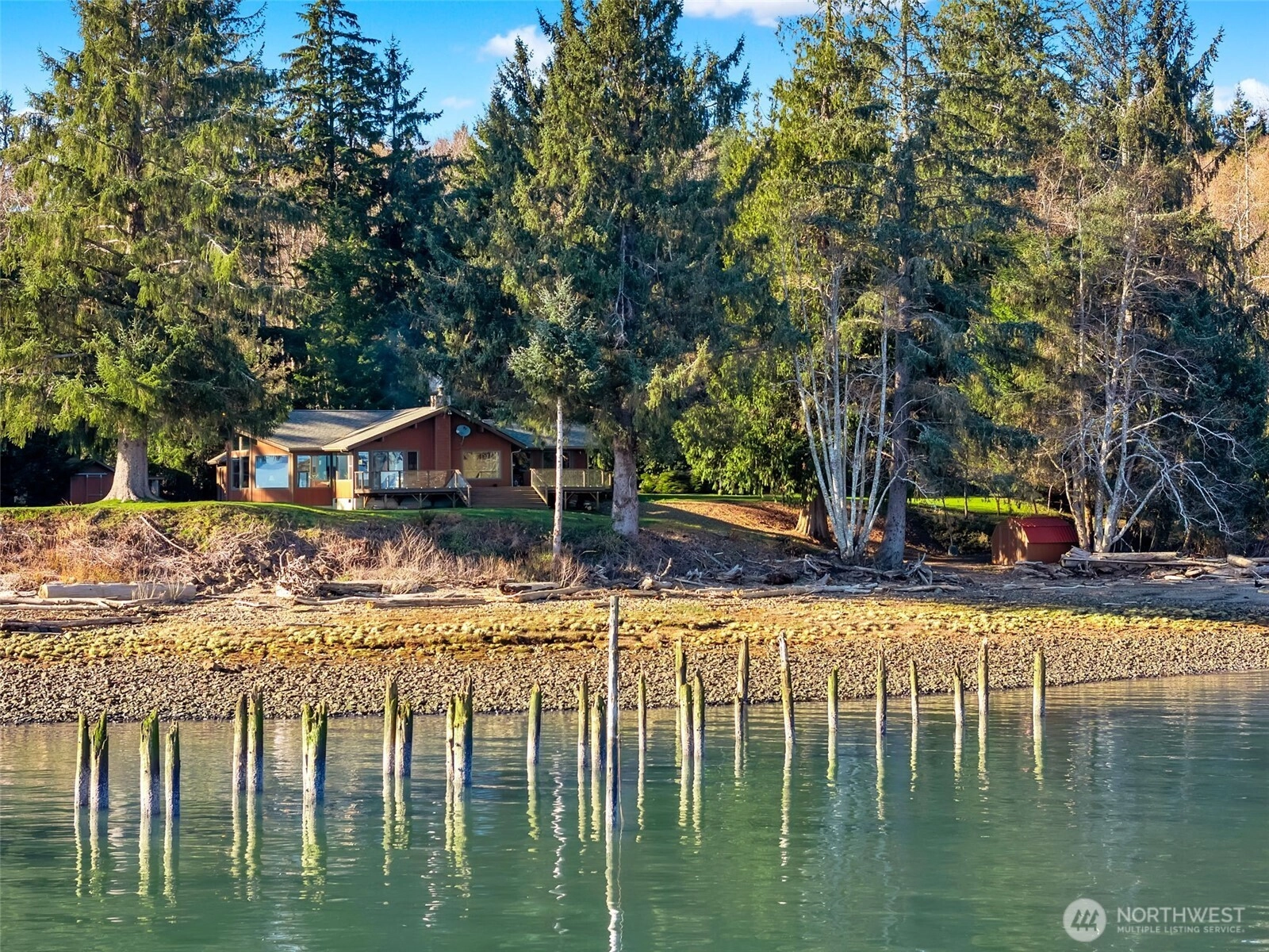 556 State Route 401 Naselle WA 98638