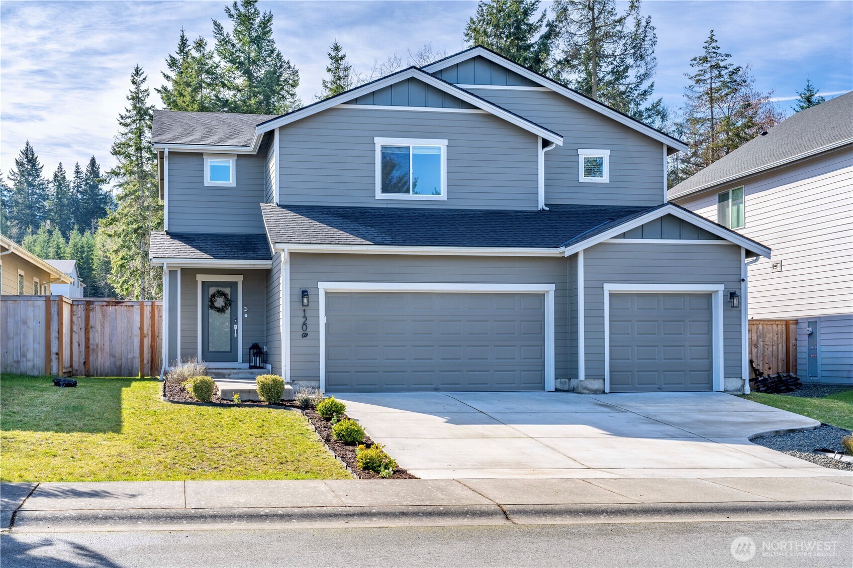 120 Valley Creek Dr Port Angeles WA 98362