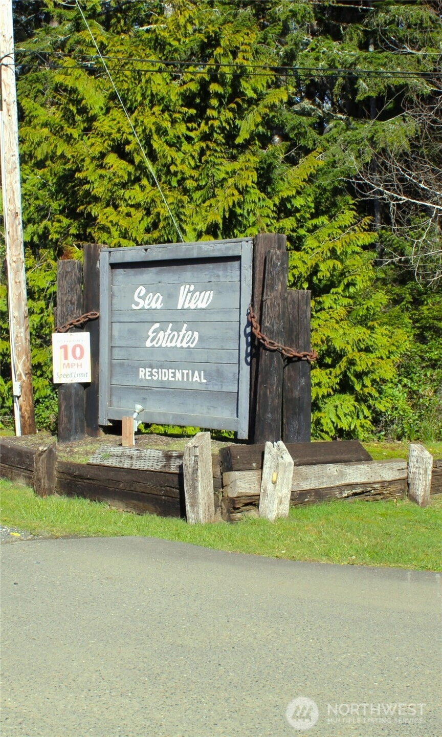43 Dolphin Ln Copalis Beach WA 98535