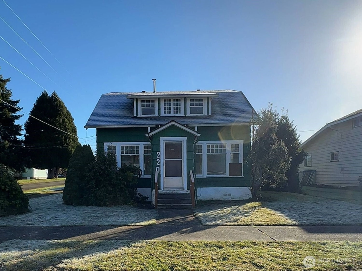 220 N 3rd St Pe Ell WA 98572