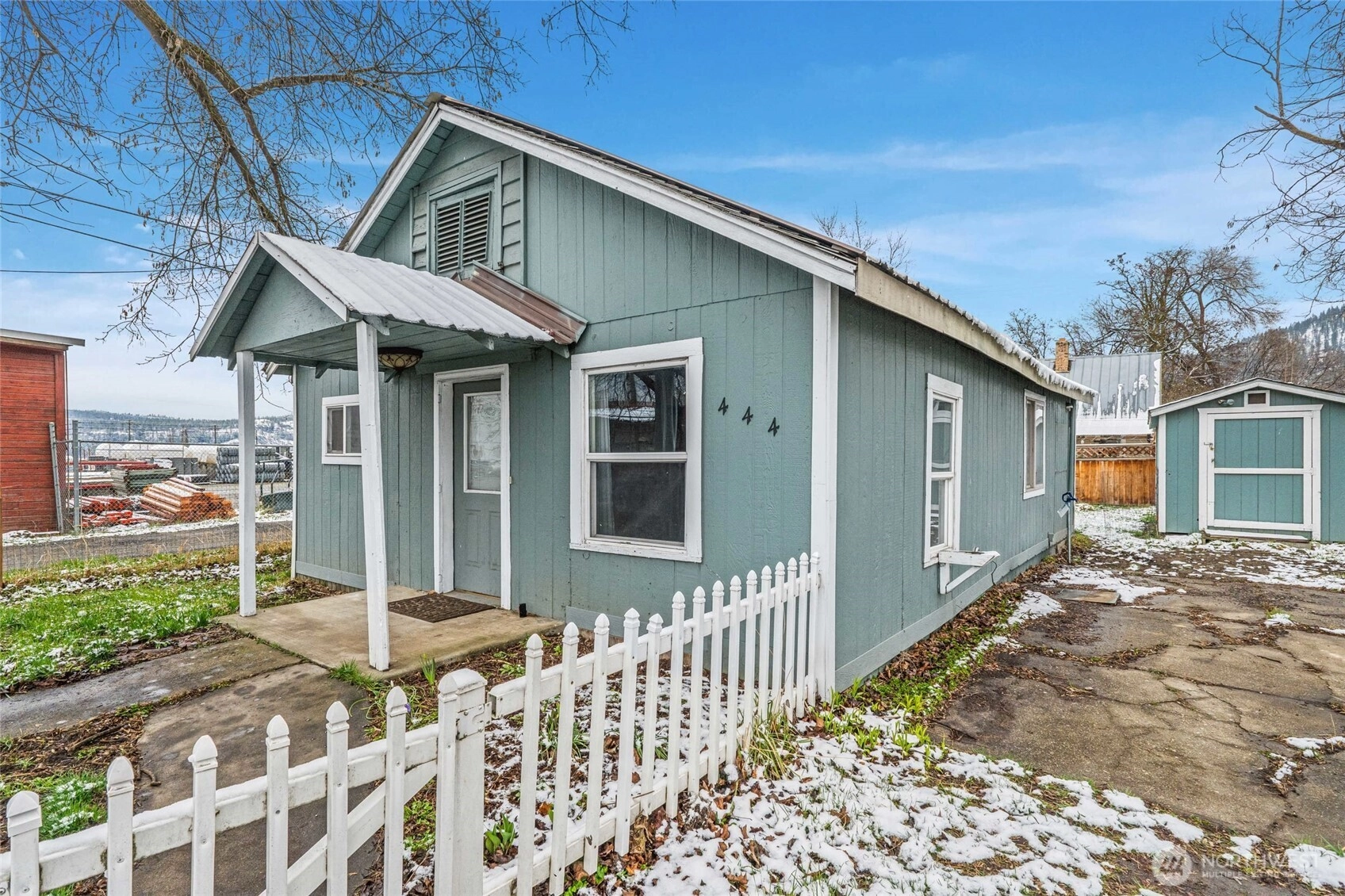 444 W 1st Ave Colville WA 99114