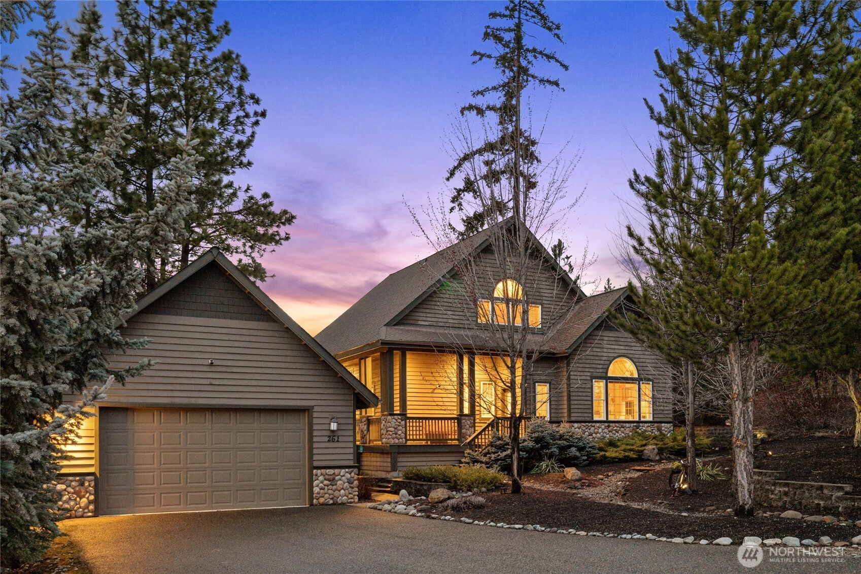 261 Paintbrush Ln Unit  Ronald WA 98940