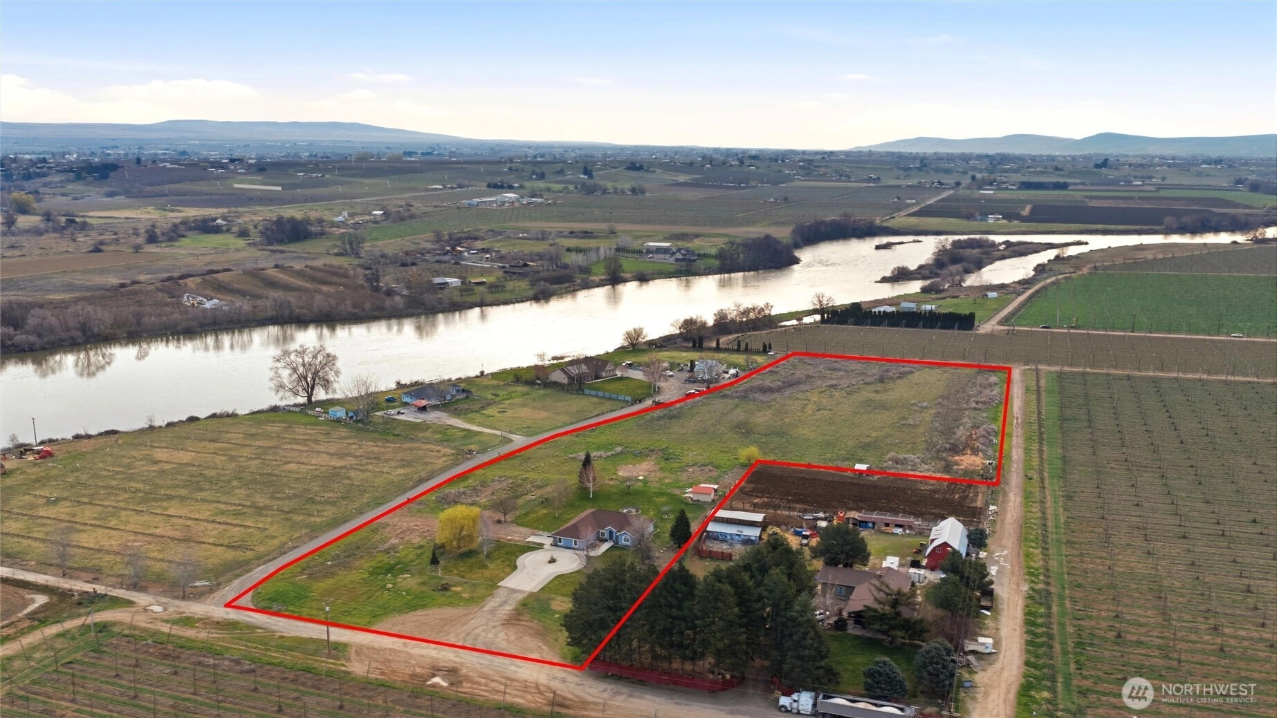 3988 E Euclid Rd Mabton WA 98935