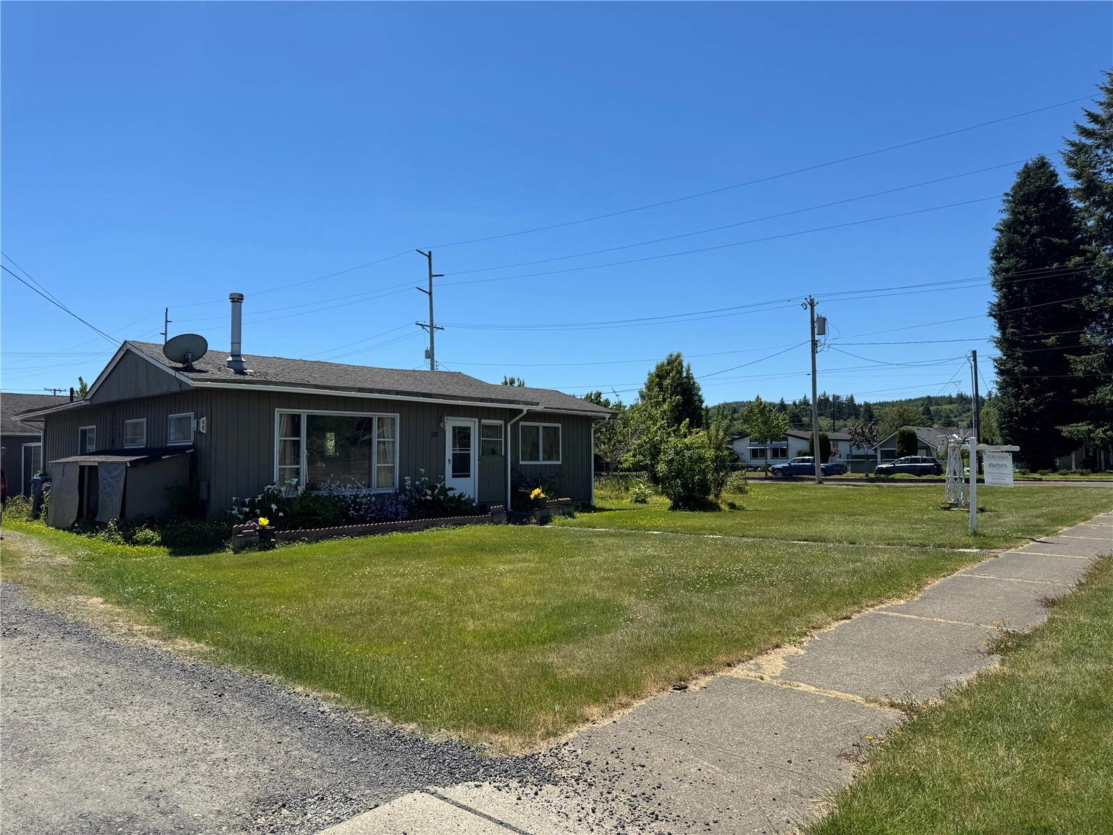 117 J St Cosmopolis WA 98537