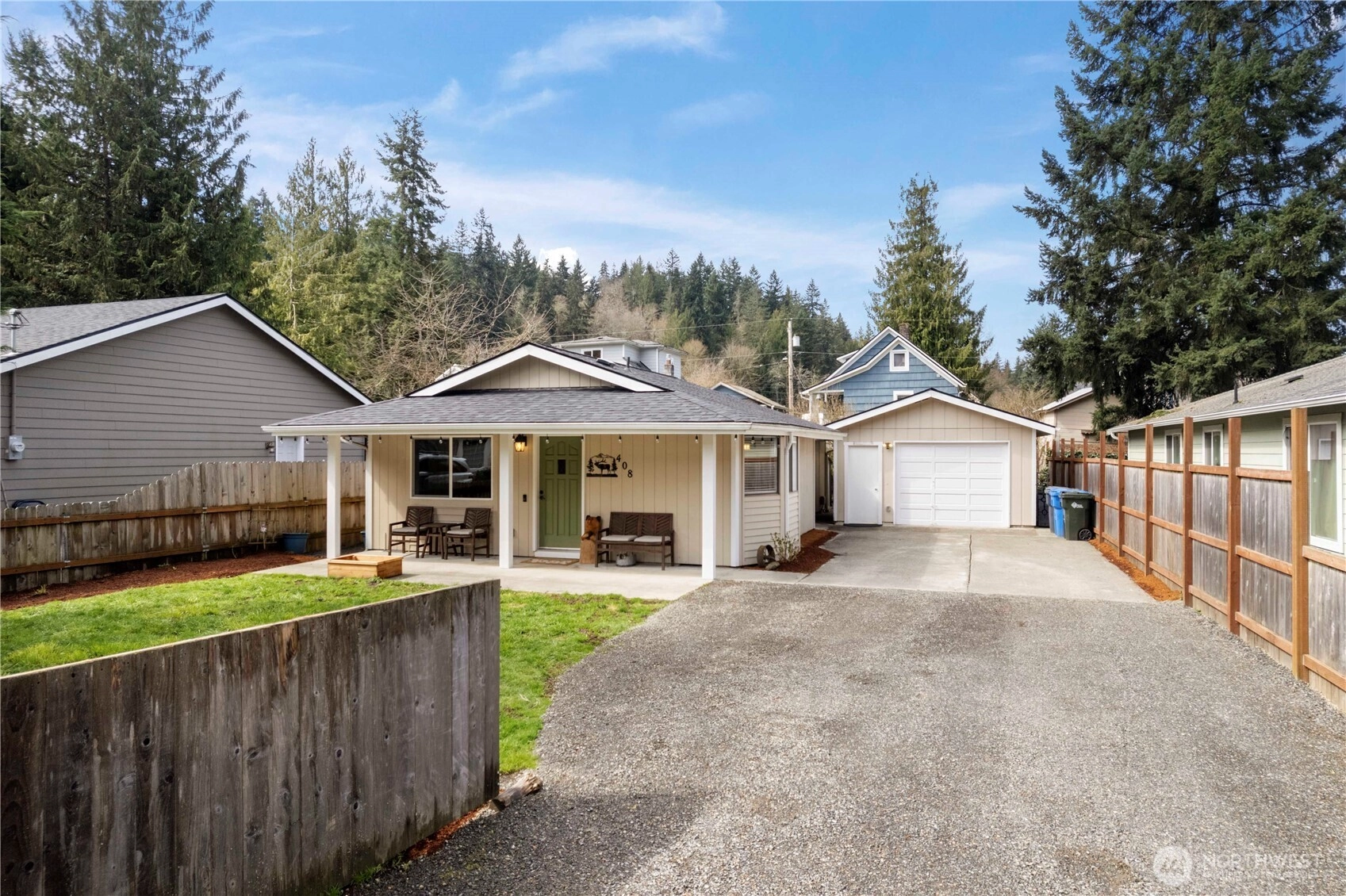 408 Cothary St Wilkeson WA 98396