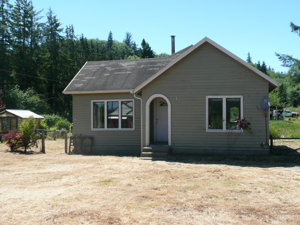 4 Viking Way Unit  Menlo WA 98577