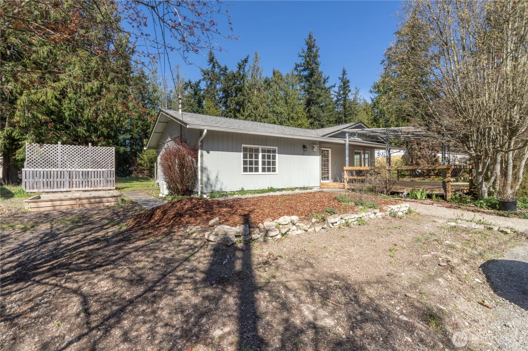21 Glen Ave Unit  Chimacum WA 98325