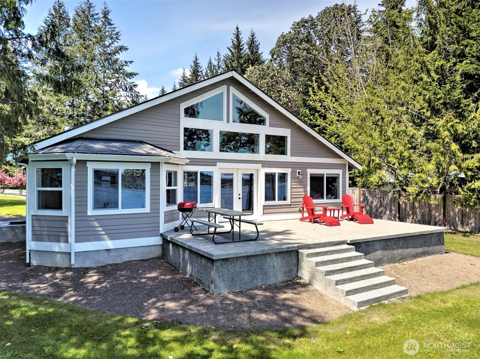187 E Vineyard Crest Rd Grapeview WA 98546