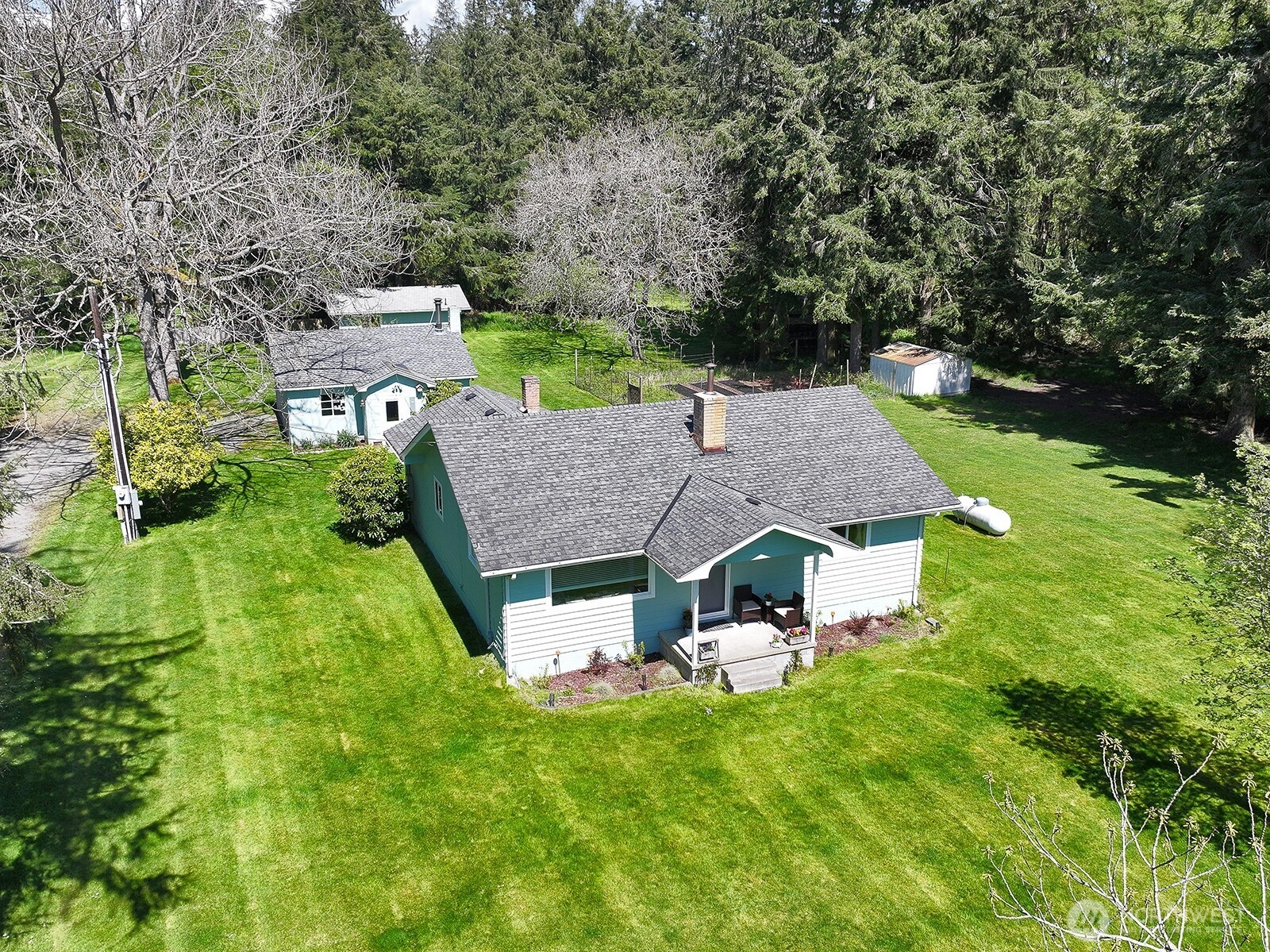 397 Lagoon Point Rd Greenbank WA 98253