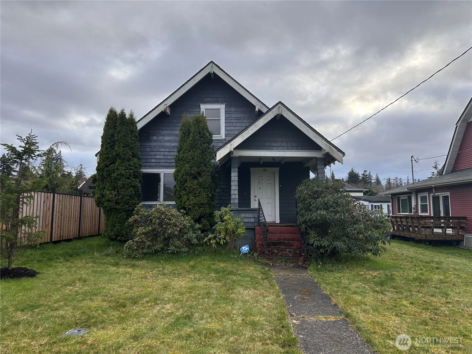 1112 4th St Cosmopolis WA 98537