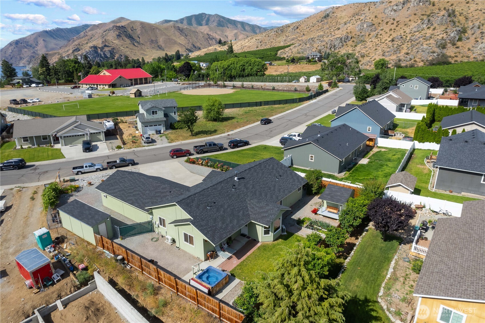 1010 Crest Loop Unit  Entiat WA 98822