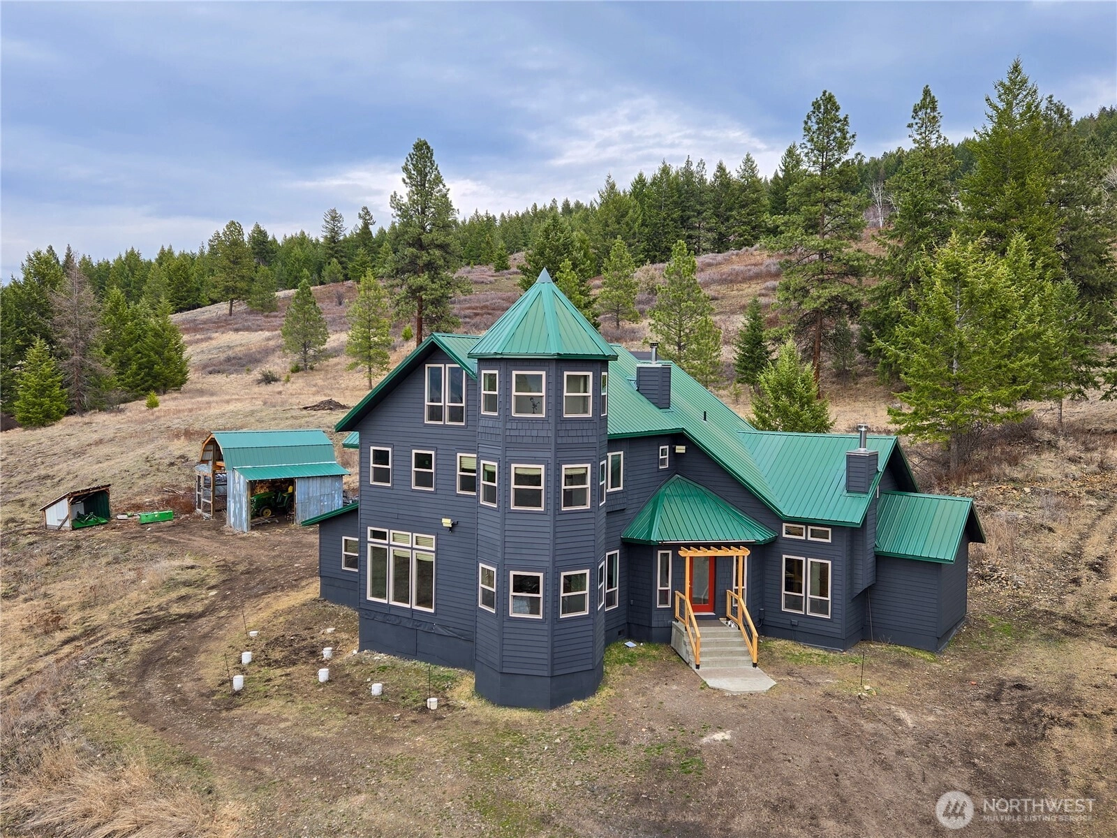 15 Anfair Ln Curlew WA 99118