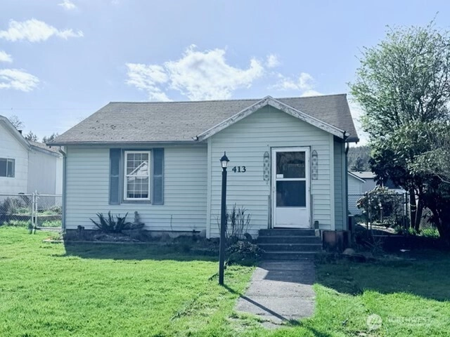 413 Morse St Ryderwood WA 98581