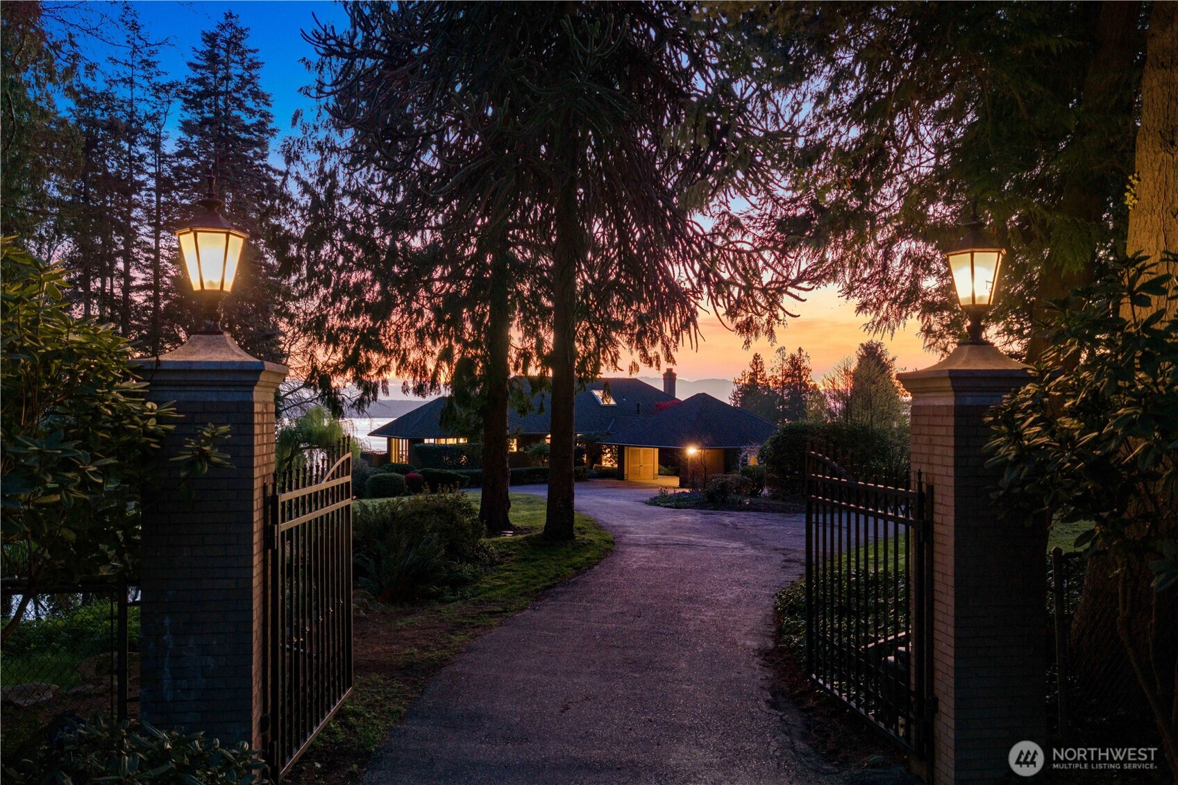 24302 116th Ave W Woodway WA 98020