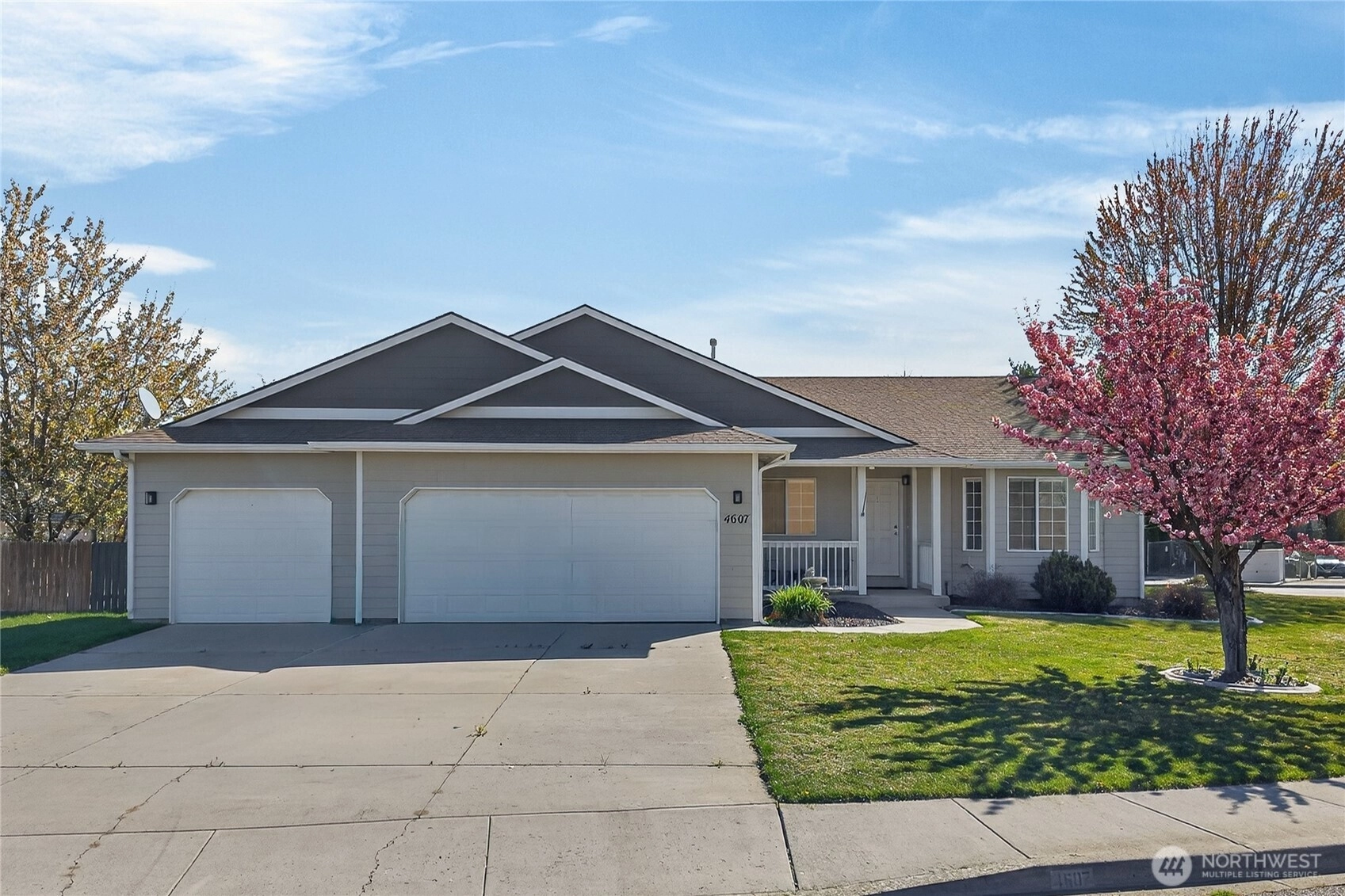4607 Santa Fe Ln Unit  Pasco WA 99301