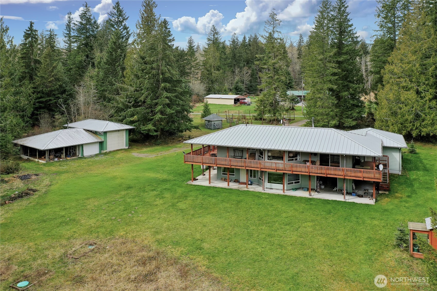 48513 144th Ave E Eatonville WA 98328