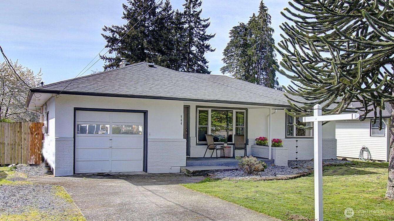 964 G St Washougal WA 98671