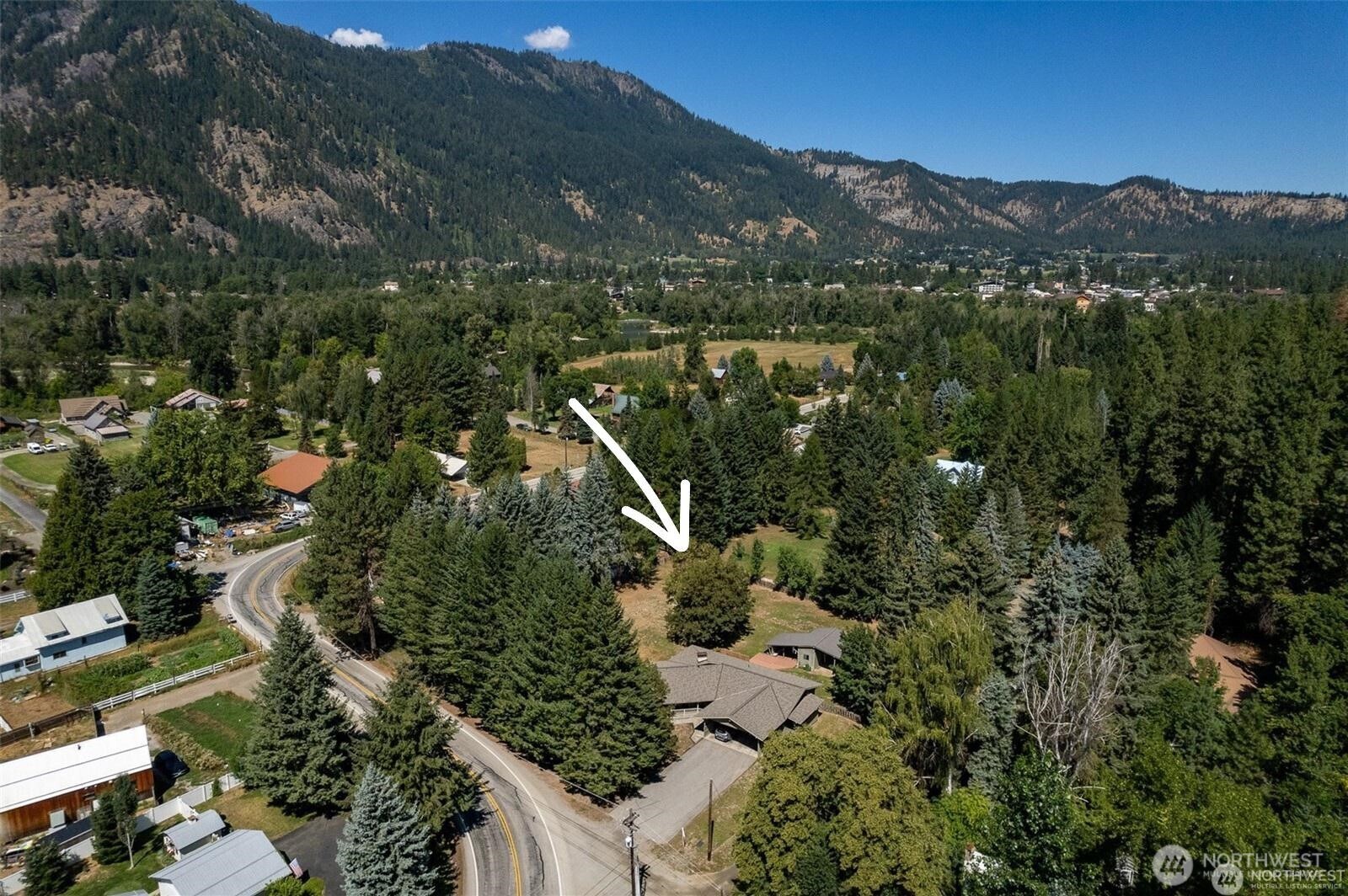 9327 E Leavenworth Rd Unit  Leavenworth WA 98826
