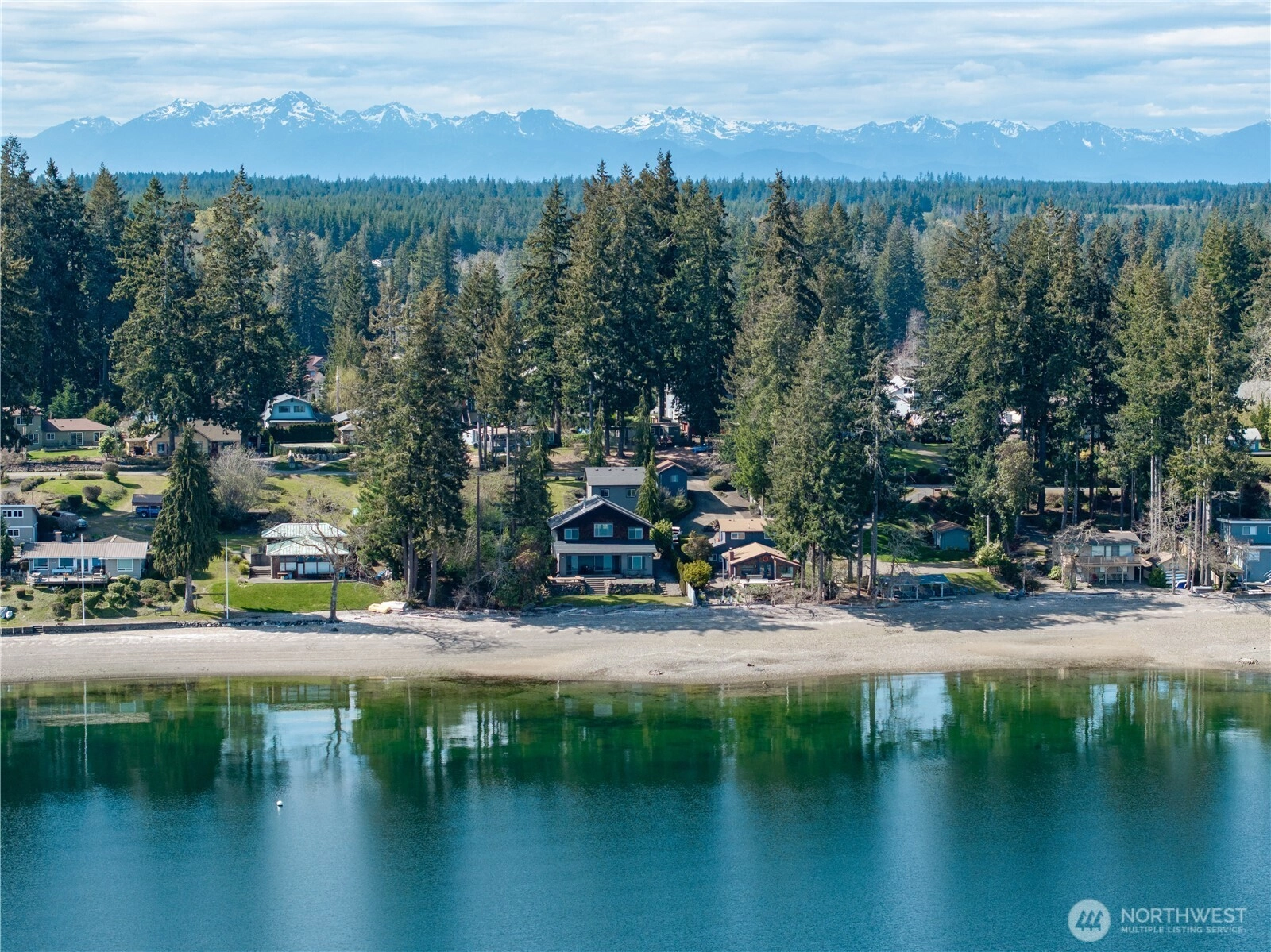 630 E Treasure Island Dr Unit  Allyn WA 98524