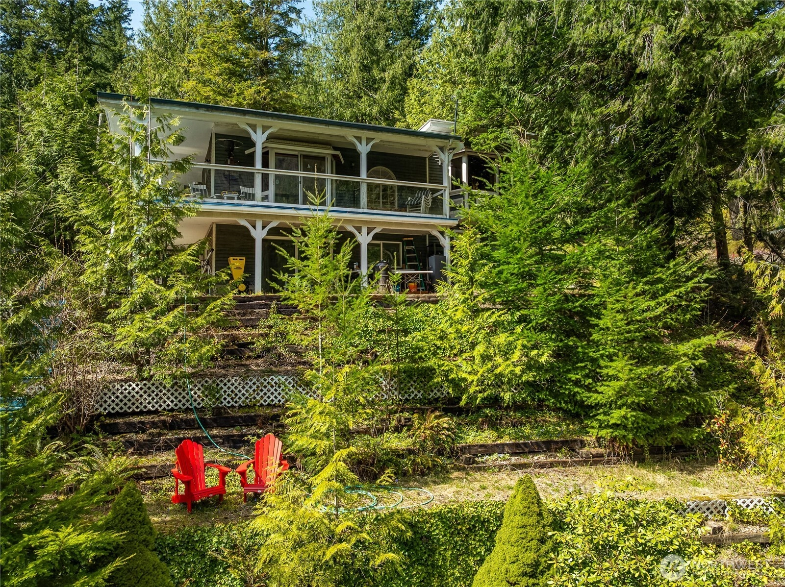 9244 Black Mountain Ln Maple Falls WA 98266