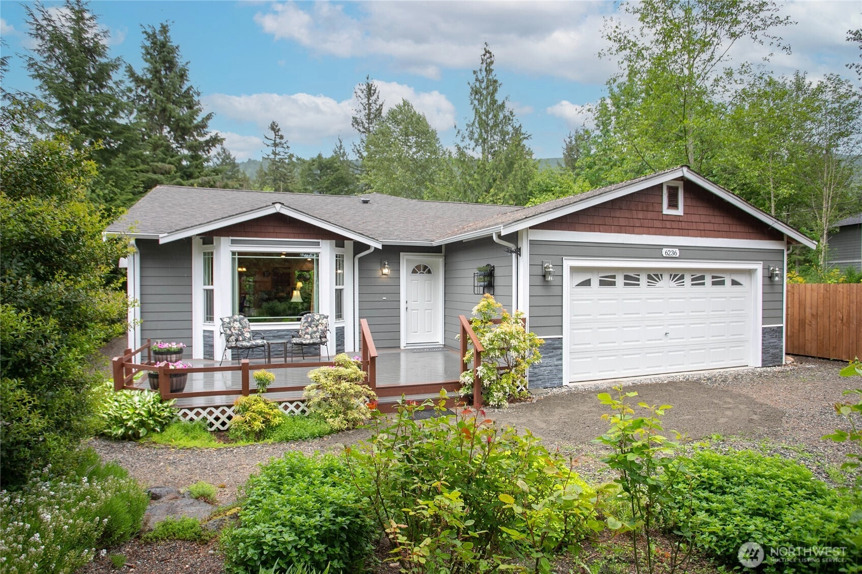 6236 Shamrock Rd Maple Falls WA 98266