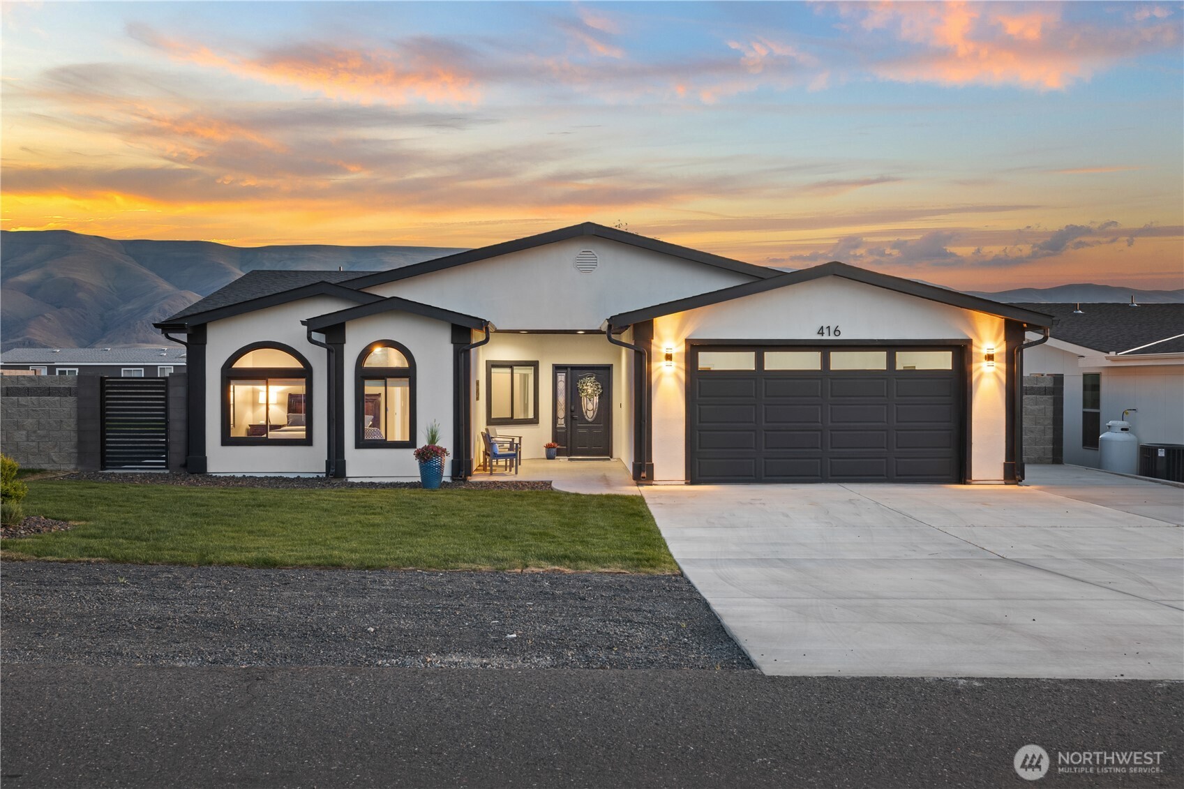416 Edgewater Way SW Unit  Mattawa WA 99349