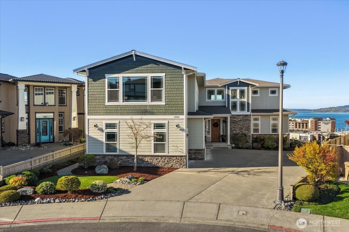5032 N Villard St Unit  Ruston WA 98407