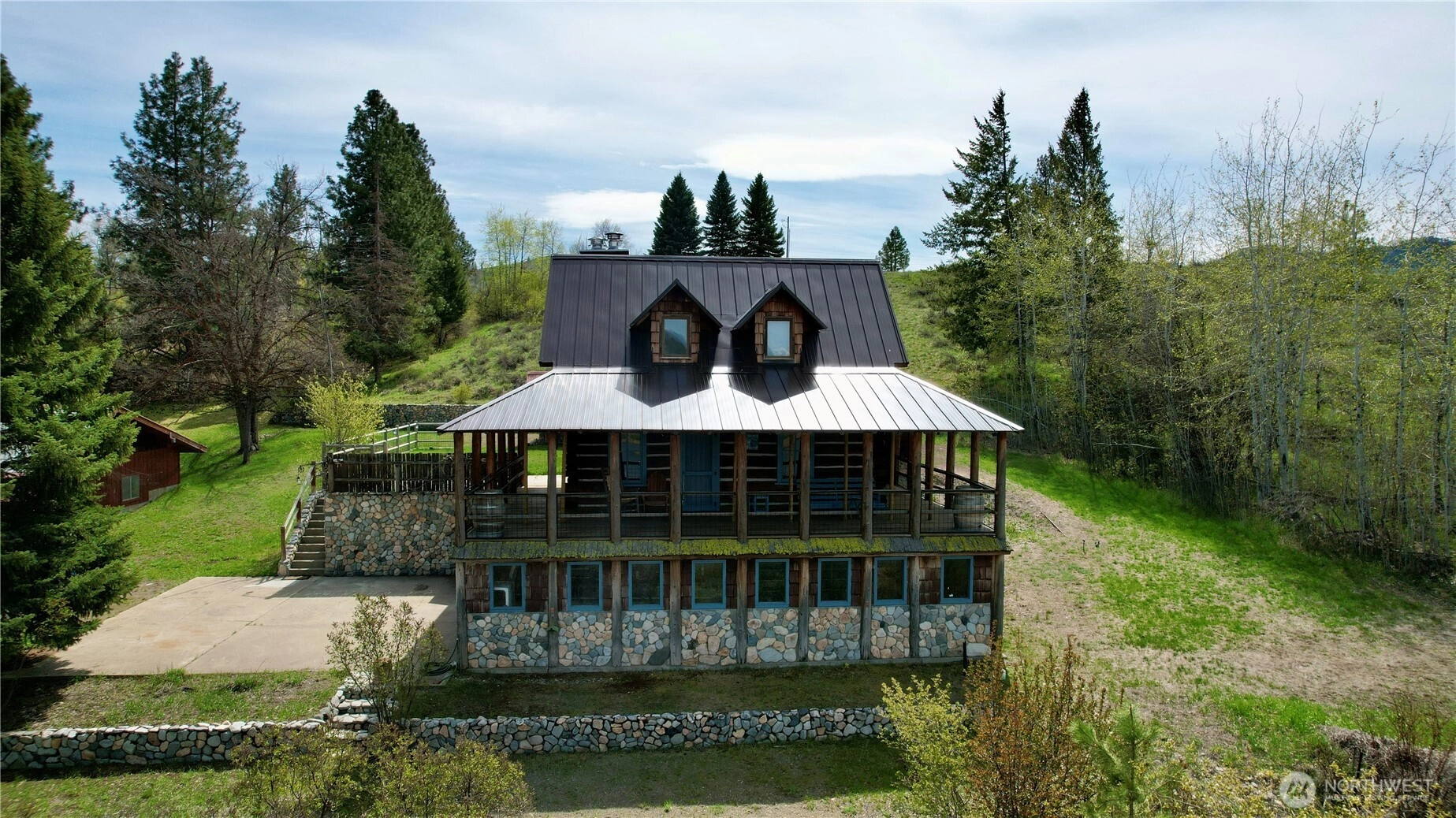 132 Twin Lakes Rd Winthrop WA 98862