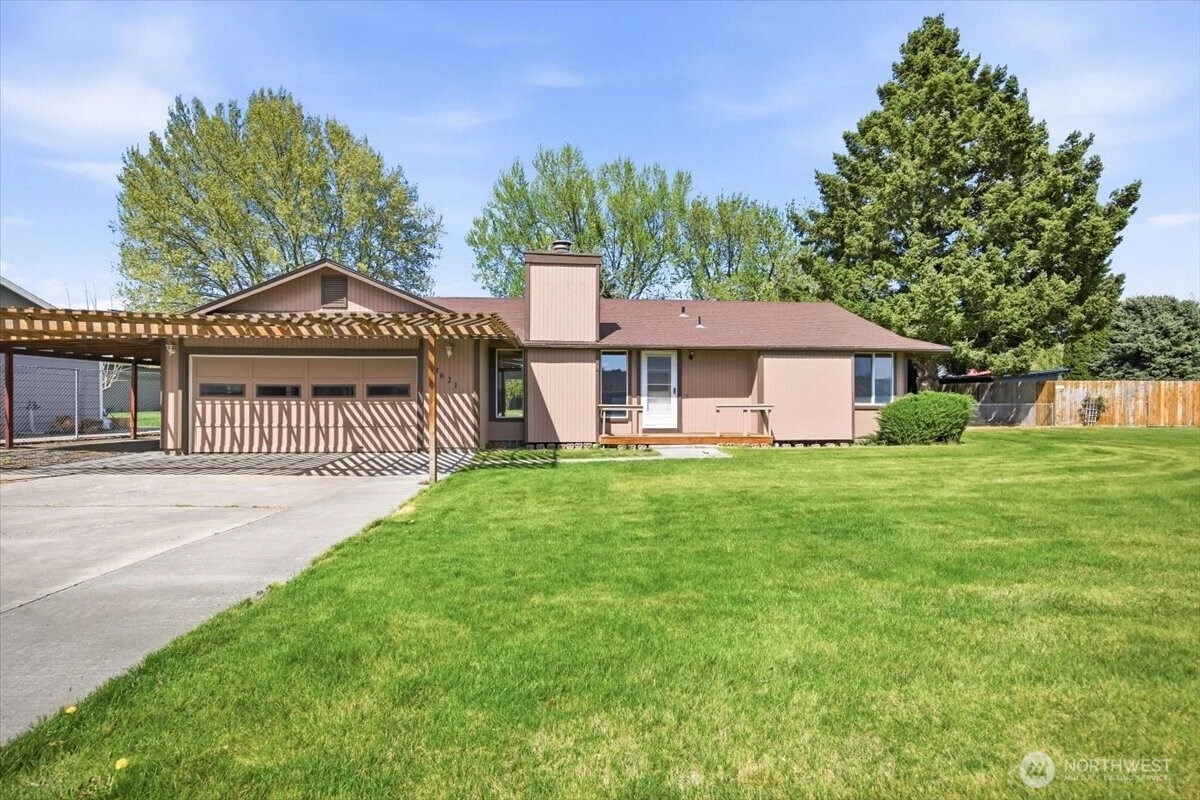 3621 W Pearl St Unit  Pasco WA 99301