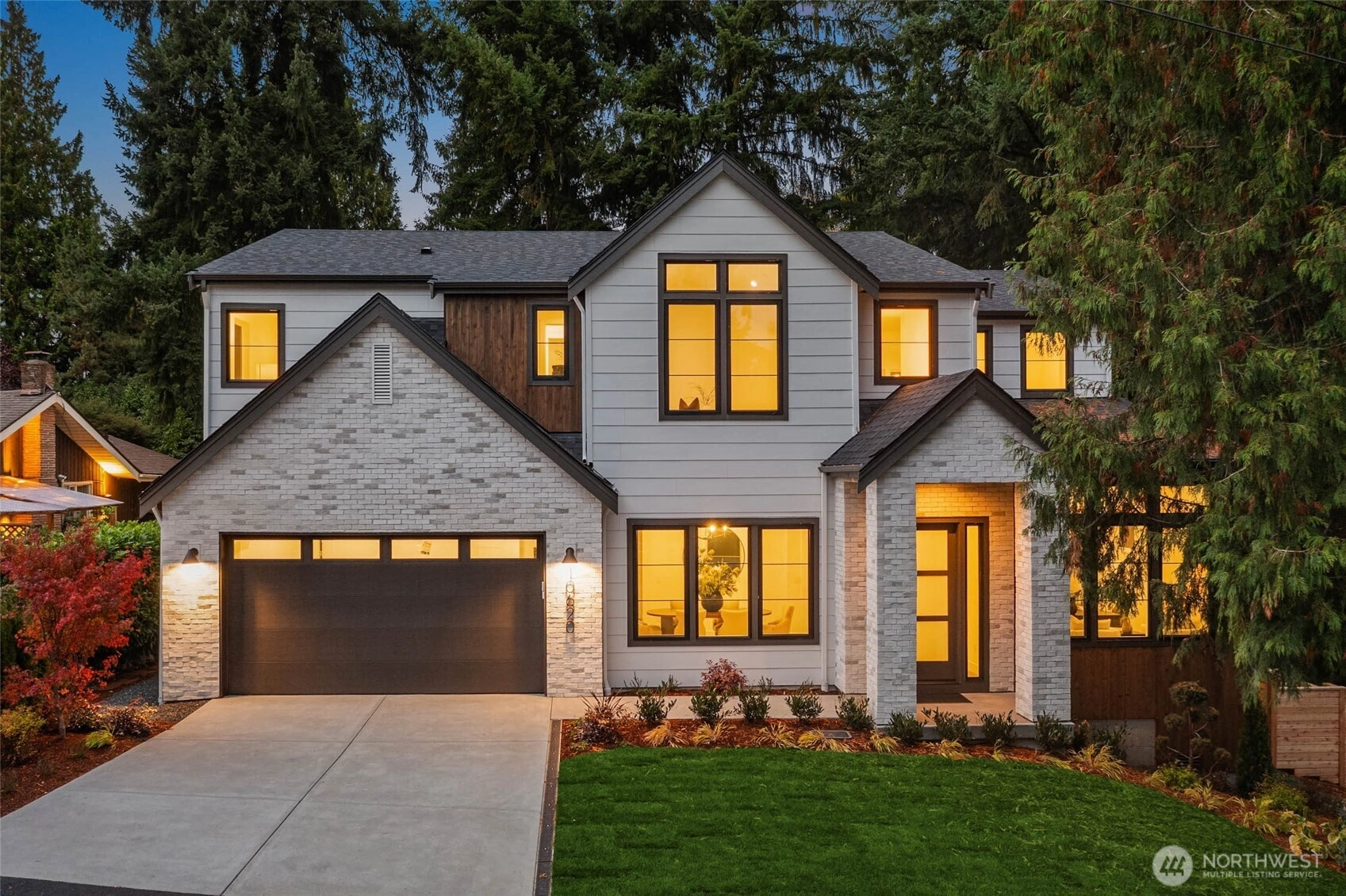 10620 NE 28th Pl Unit  Bellevue WA 98004