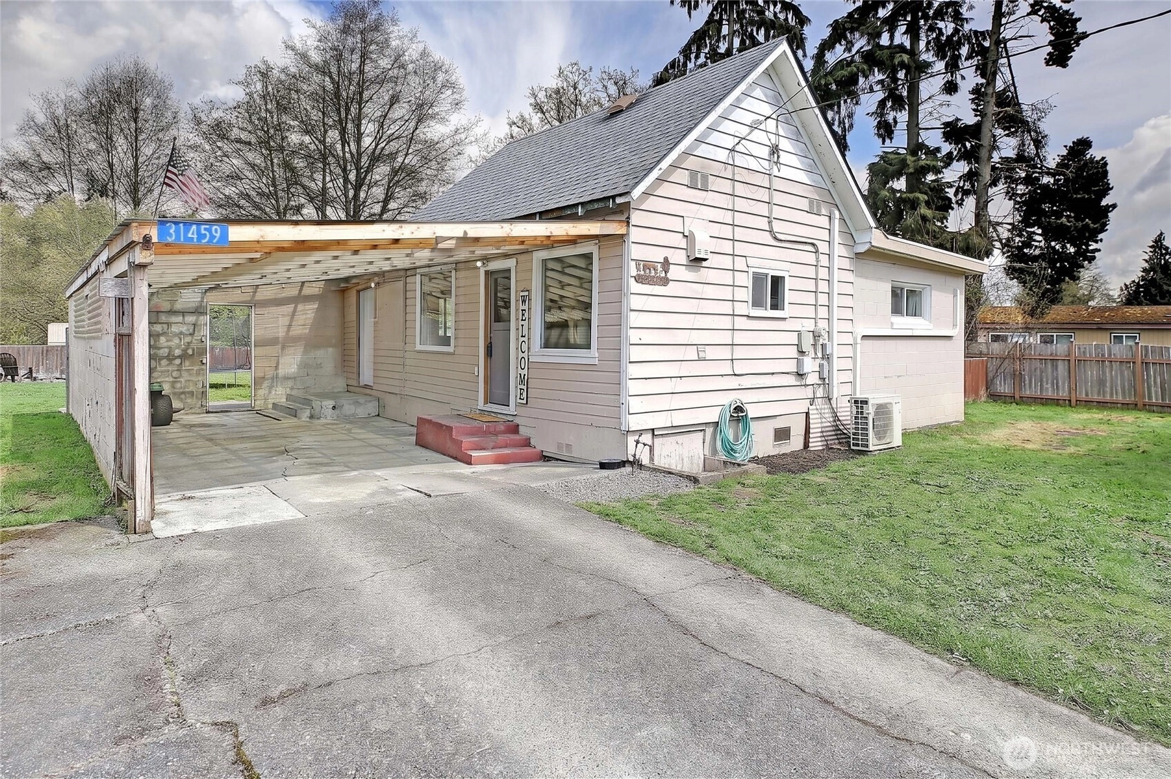 31459 W Main St Lyman WA 98263
