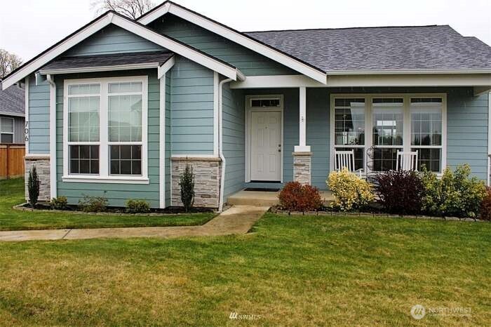 706 Miller St Winlock WA 98596