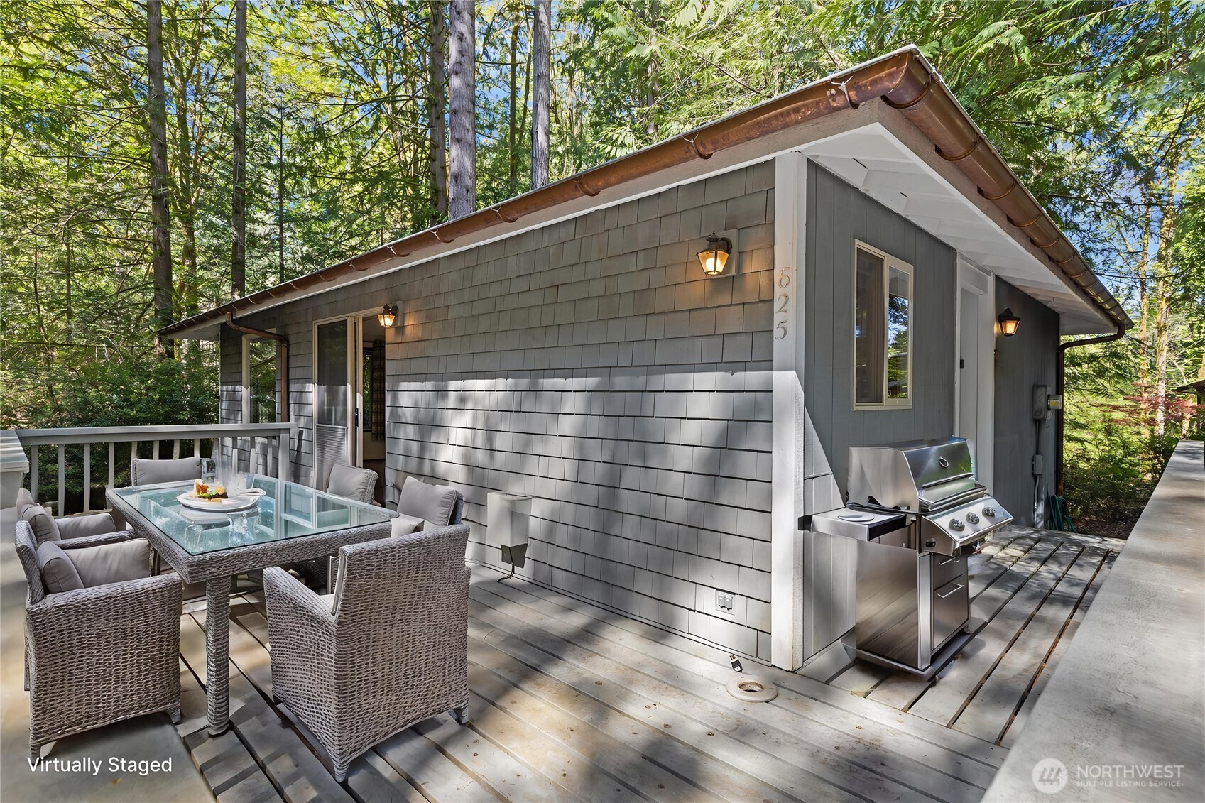 625 E Pointes Dr W Unit  Shelton WA 98584