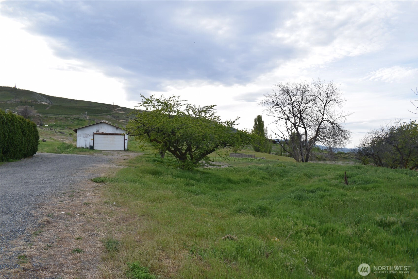 2677 W Malaga Rd Malaga WA 98828