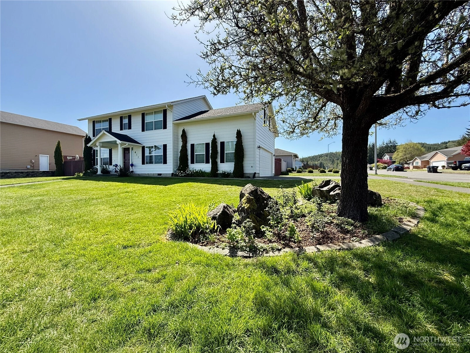 611 Andrews Ave Cosmopolis WA 98537