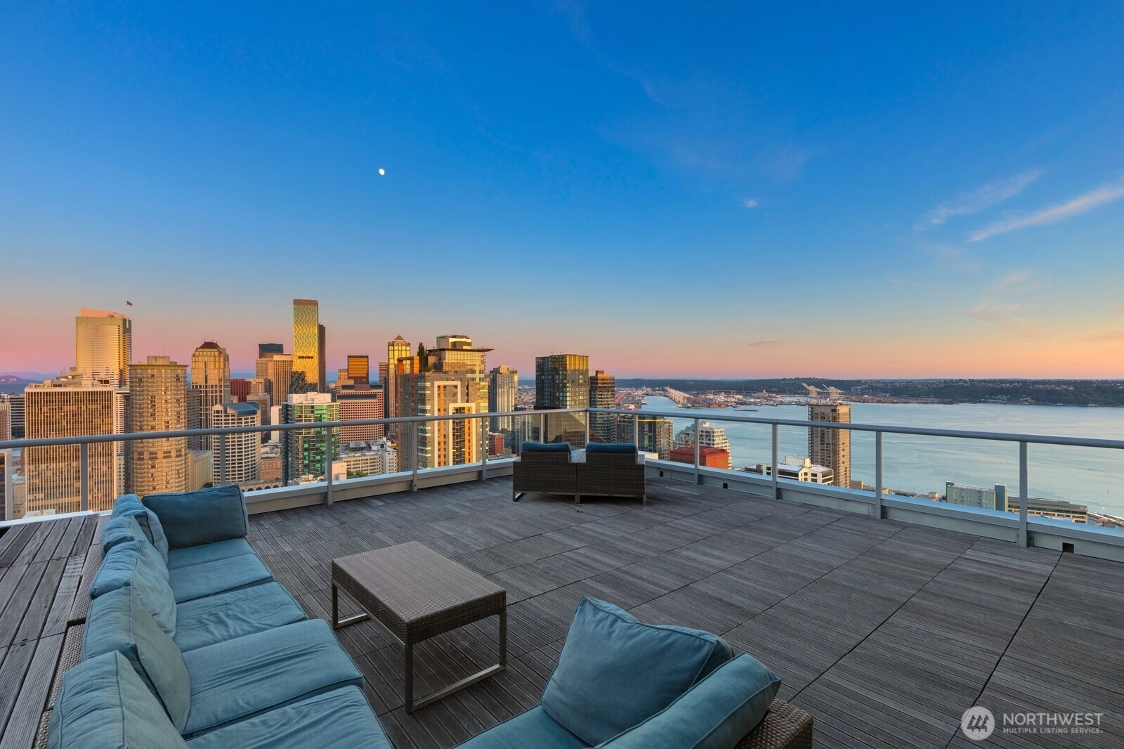 588 Bell St Unit 2102S Unit 2102S Seattle WA 98121