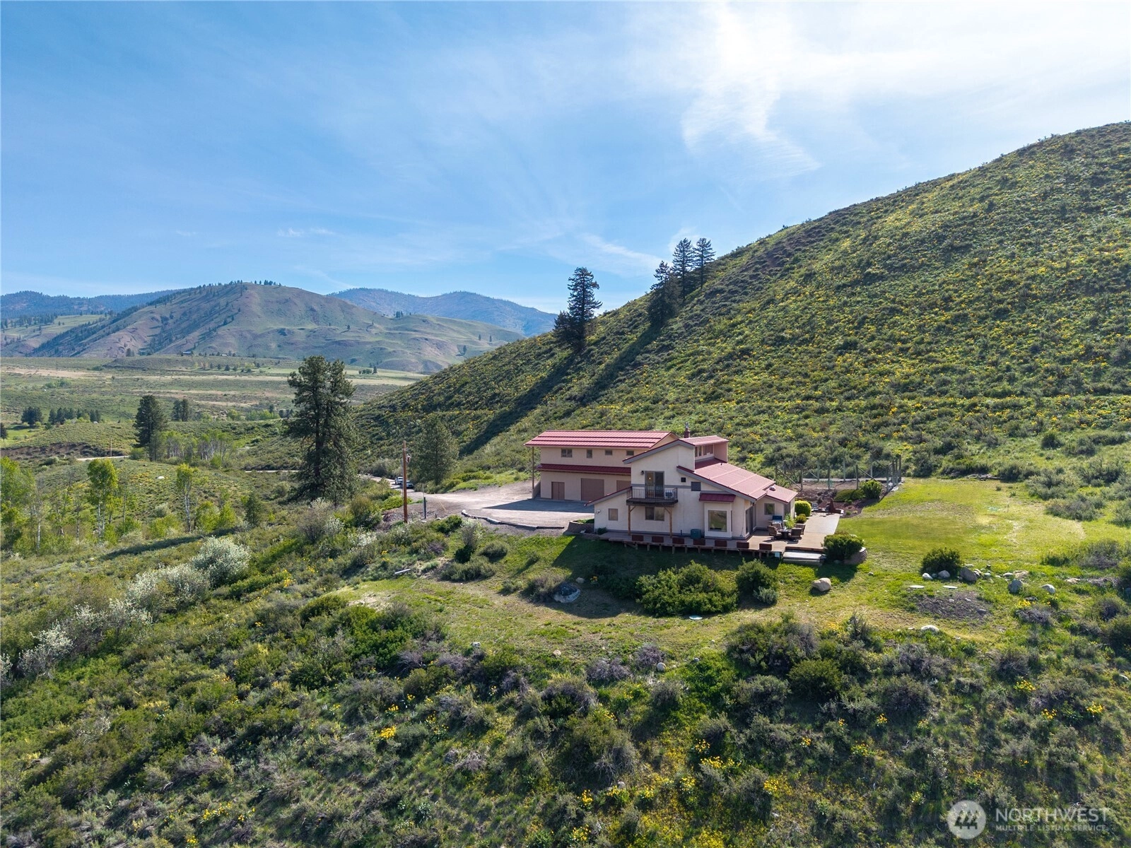 15 Prospect Road Winthrop WA 98862
