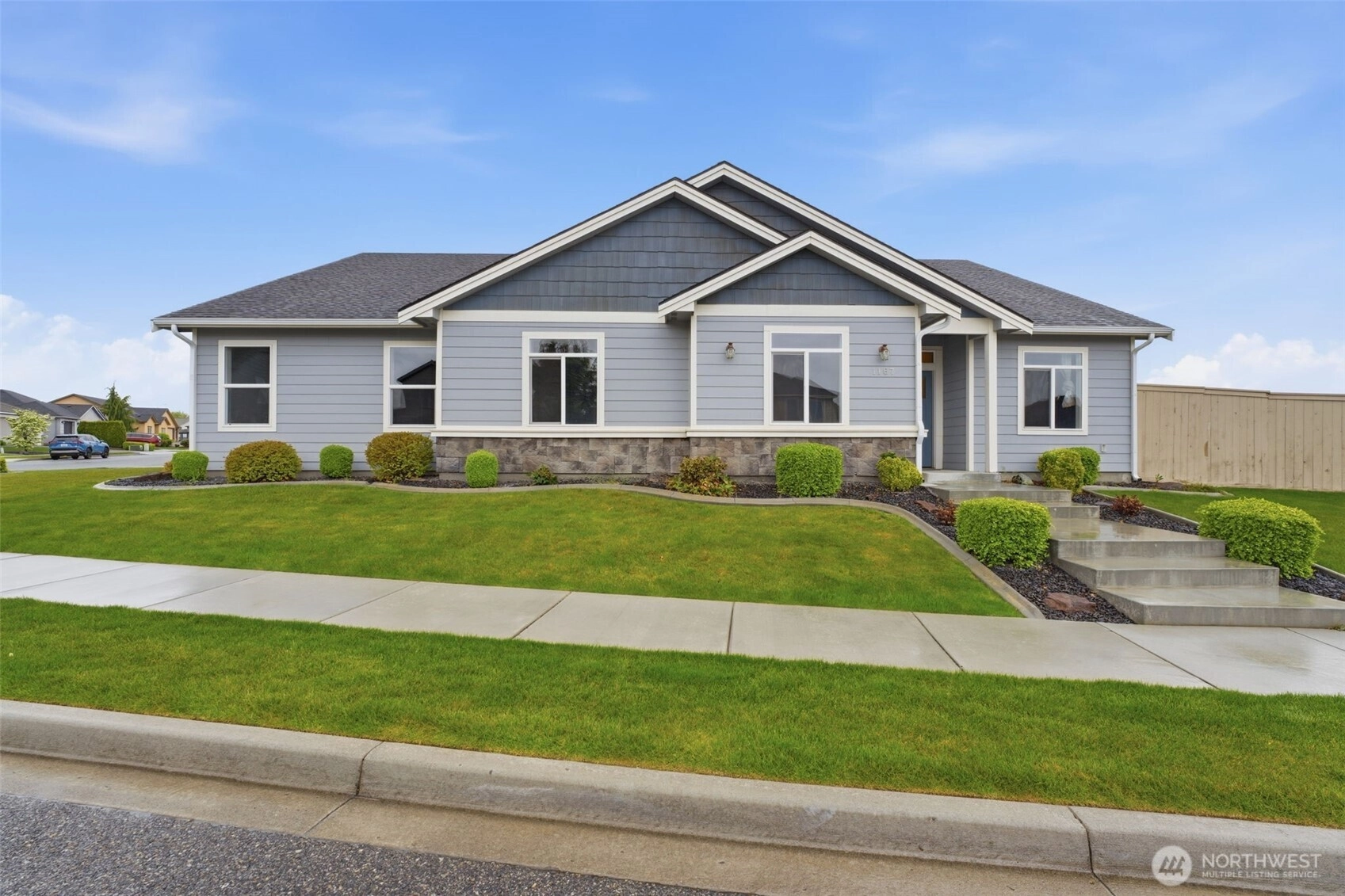 1187 N Nevada St Kennewick WA 99336