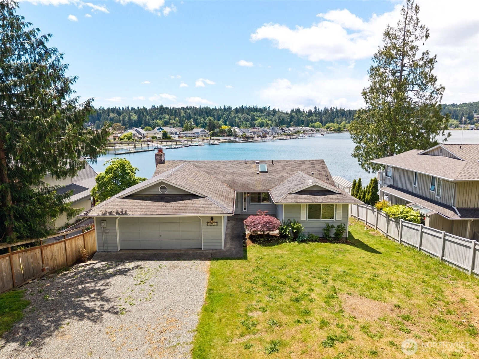 20591 Chief Sealth Dr NE Unit  Indianola WA 98342