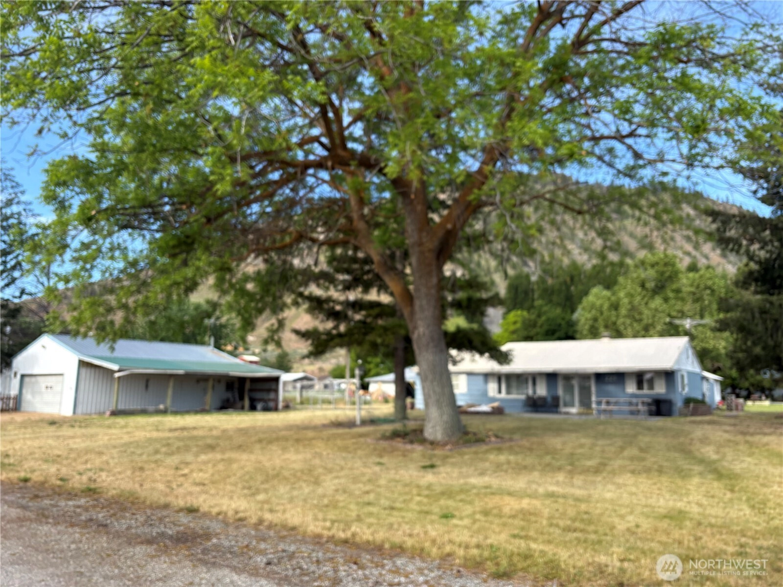 221 Third St Unit  Brewster WA 98812