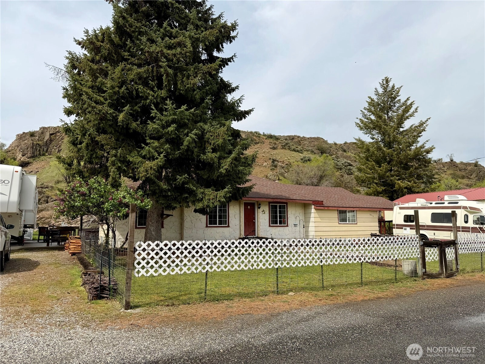 58110 View Place NE Grand Coulee WA 99133