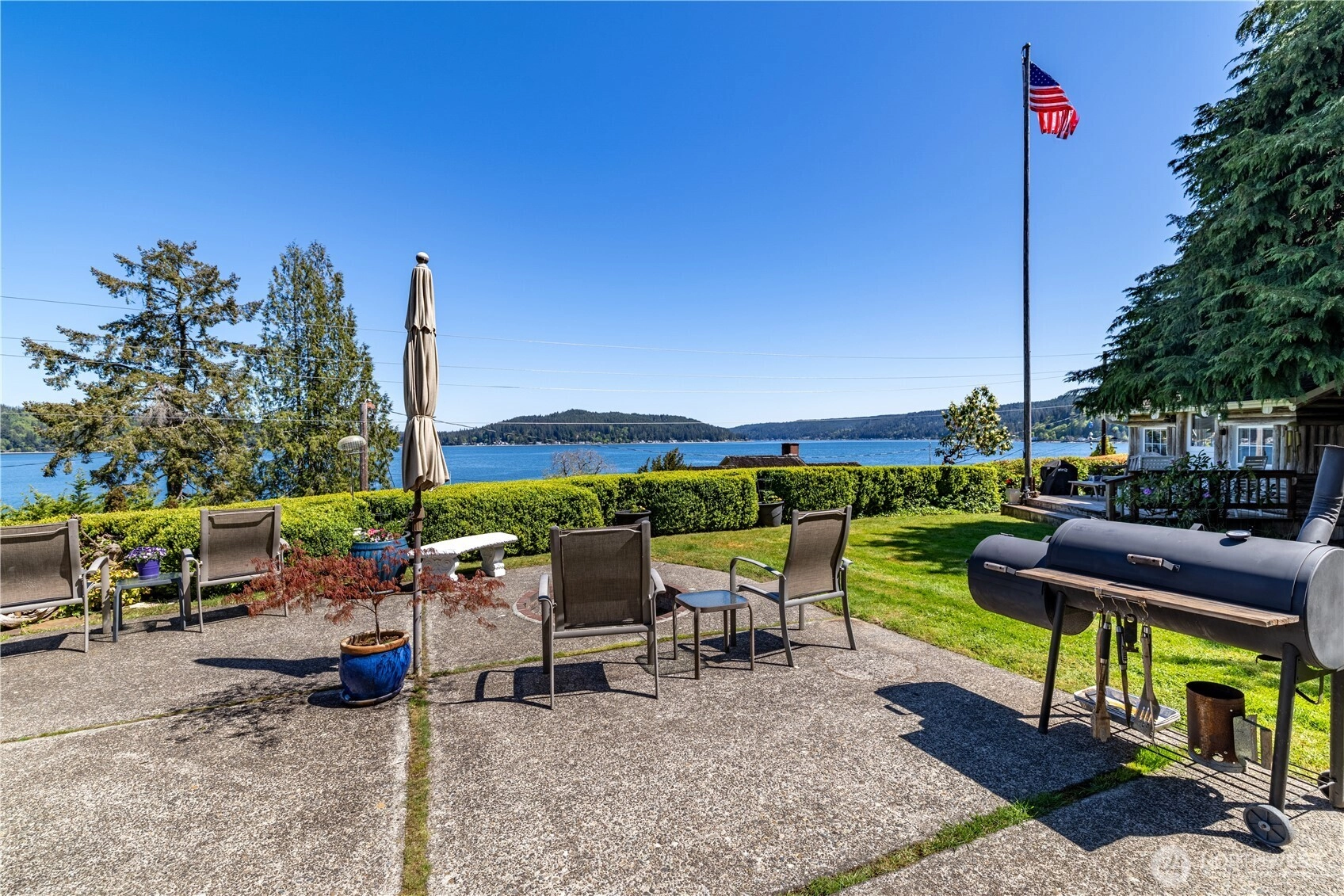 6502 E State Route 106 Union WA 98592