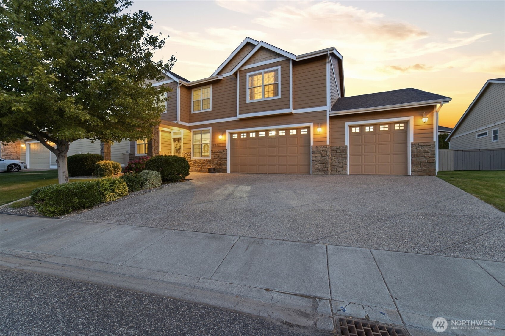 5609 W 14th Ave Kennewick WA 99338