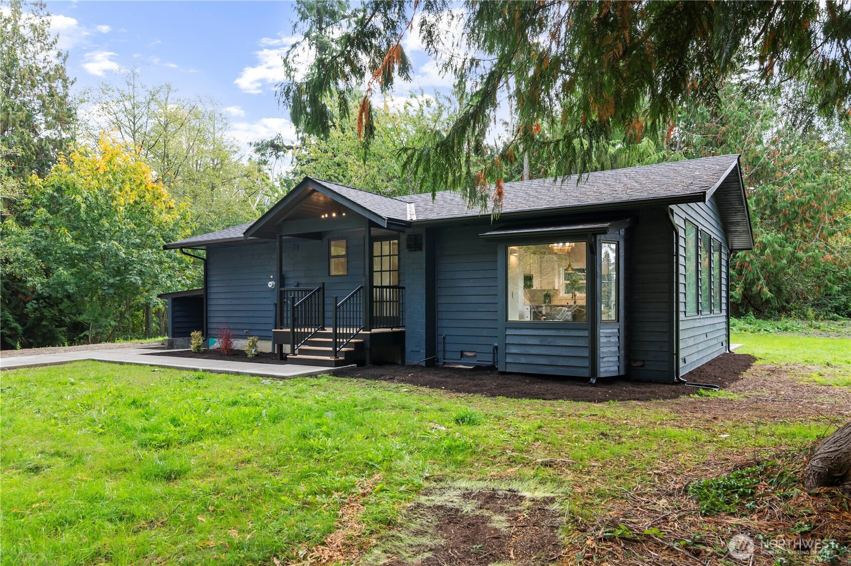 940 Hoppy Trail Way Camano Island WA 98282