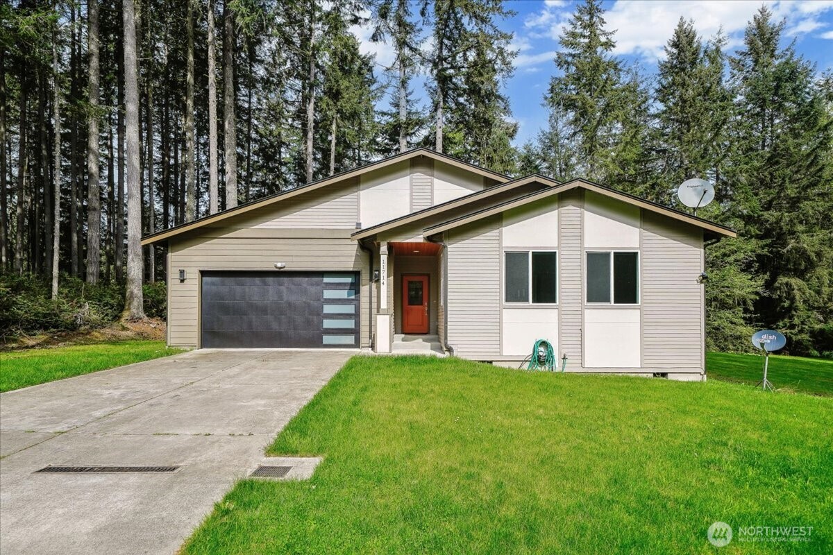 11714 Lake Pl Unit  Anderson Island WA 98303