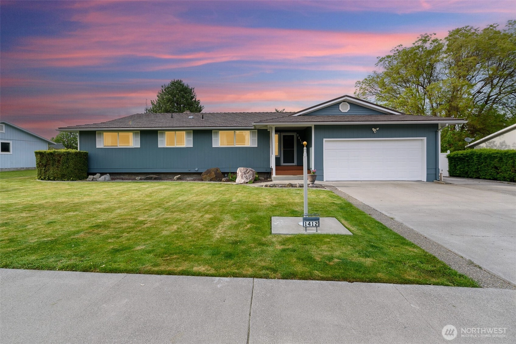 1412 W 15th Ave Kennewick WA 99337