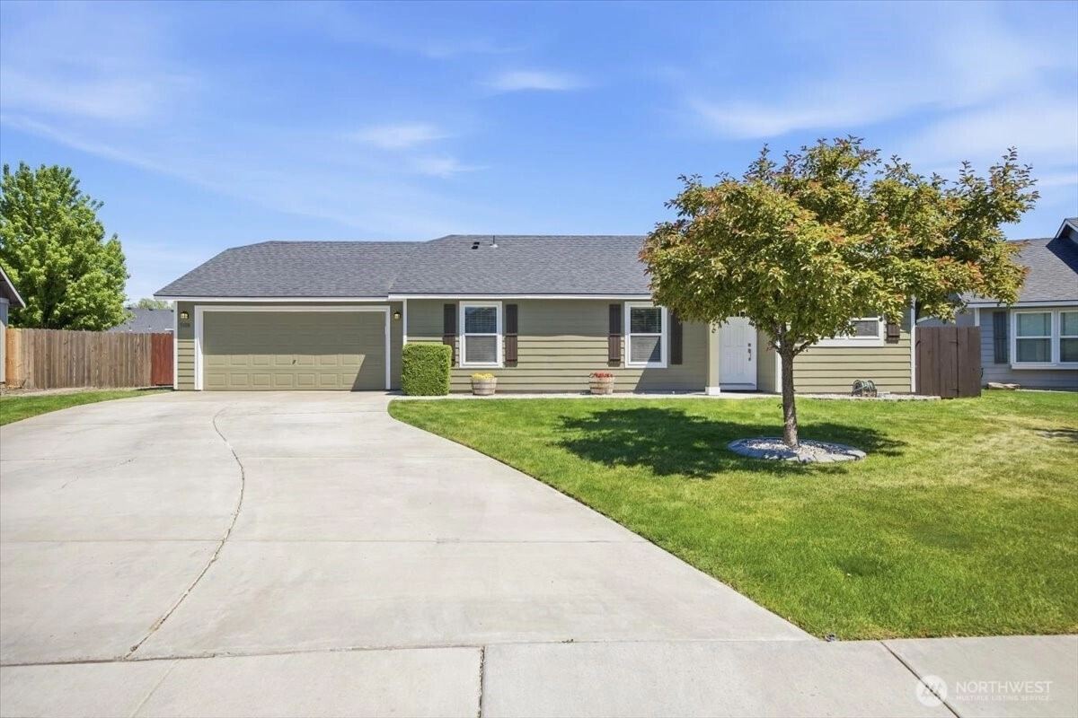 5126 Monica St West Richland WA 99353