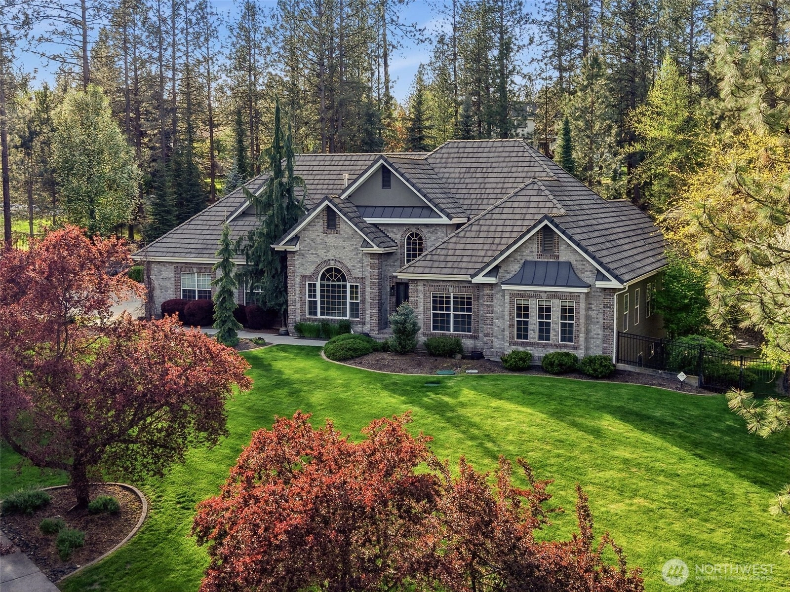 1611 E Heritage Ln Spokane WA 99208