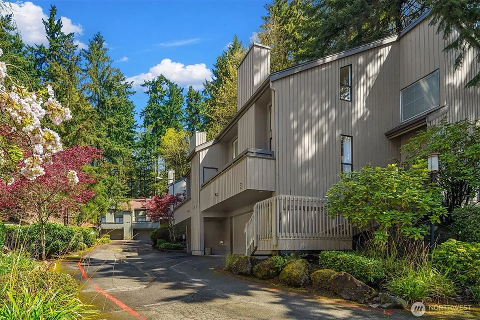 3506 108th Pl NE Unit 2 Unit 2 Bellevue WA 98004